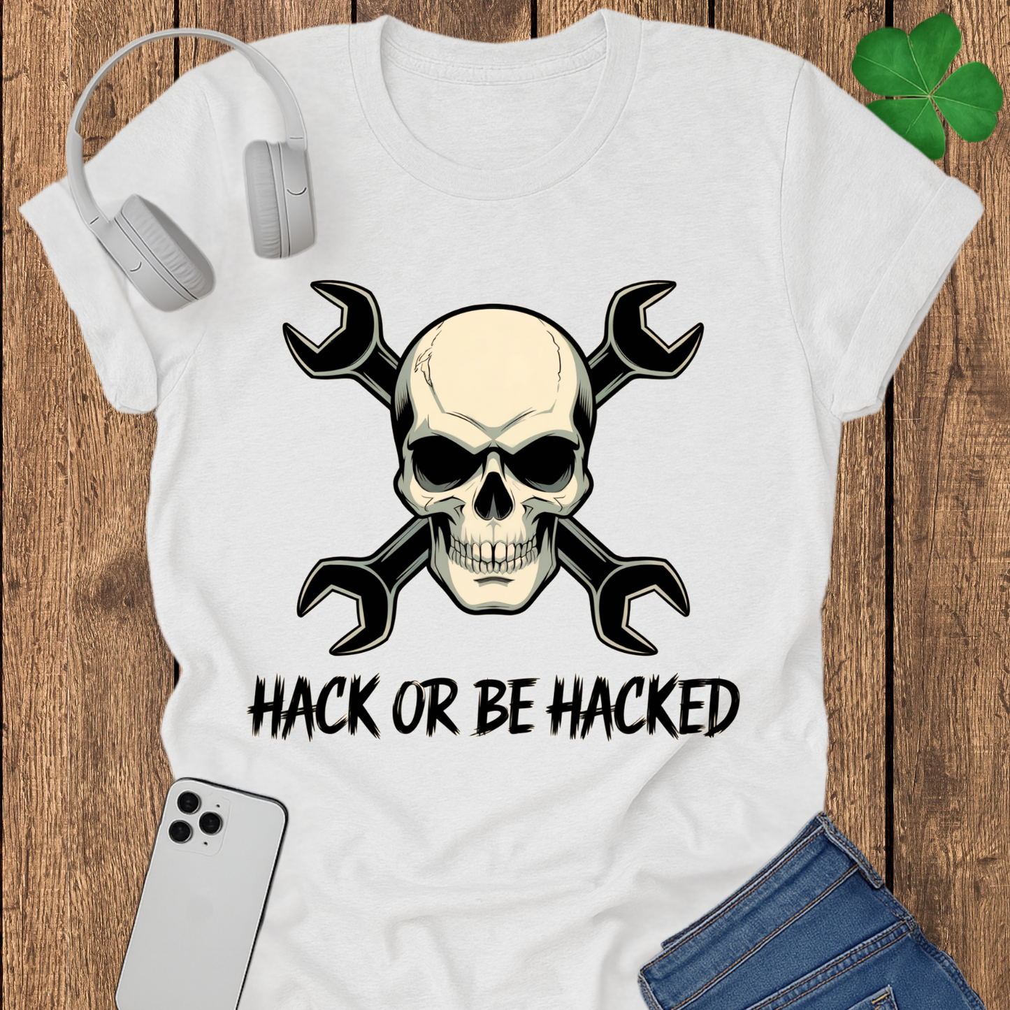 Hack or be hacked T-shirt